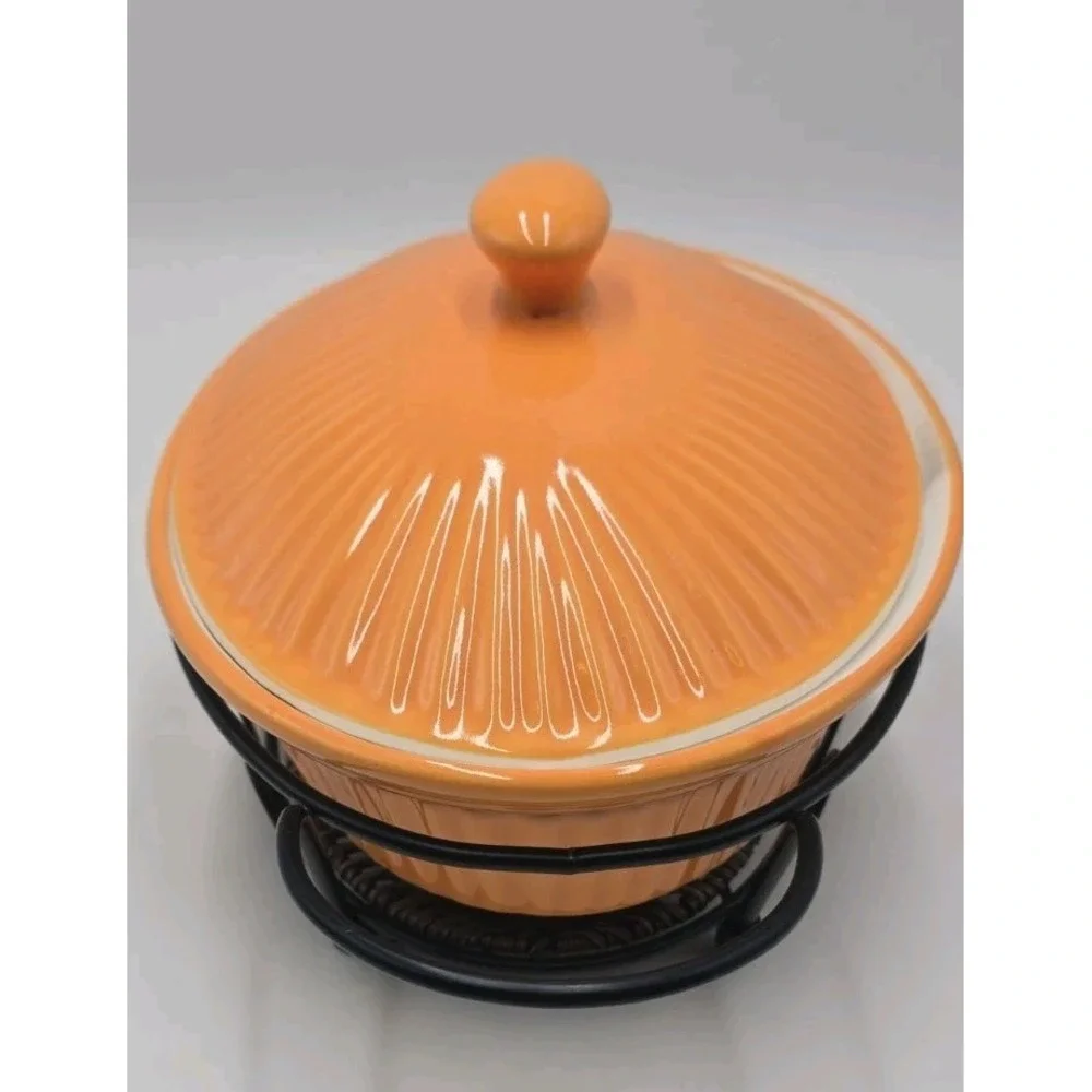 Temp-tations by Tara Butternut Squash Serving Dish Casserole Metal Holder